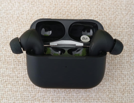 Pro 2 Earbuds In Black - High Quality Wireless Bluetooth Earphones With Type C Charging Port For Reliable Audio Performance And Convenience